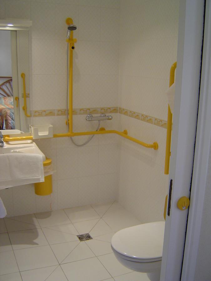 Hotel De Normandie Conches-en-Ouche Ngoại thất bức ảnh